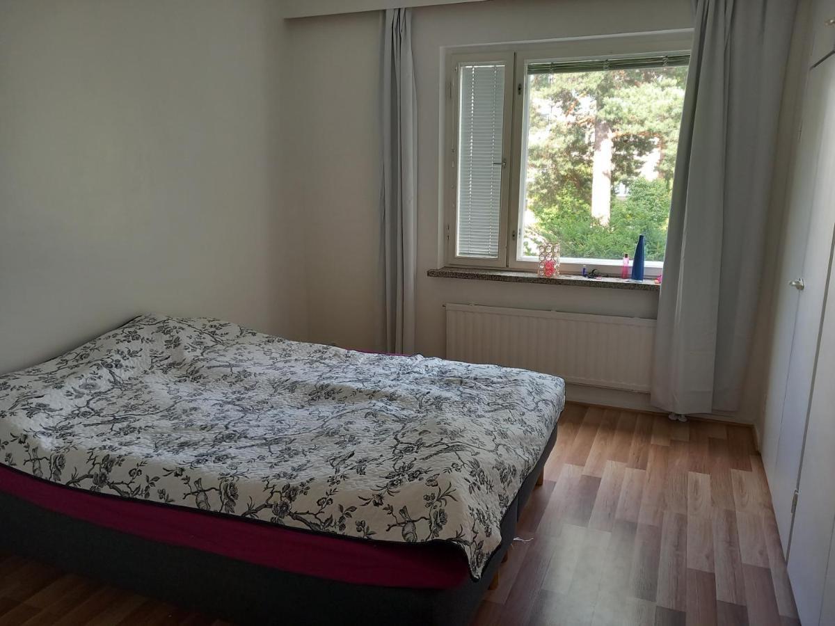 Apartamento Puotilan Rose Helsinki Exterior foto