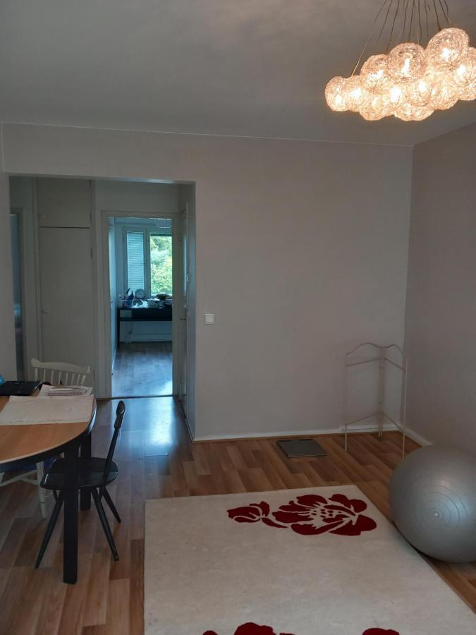 Apartamento Puotilan Rose Helsinki Exterior foto